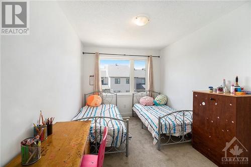 1028 Hydrangea Avenue, Ottawa, ON - Indoor Photo Showing Bedroom