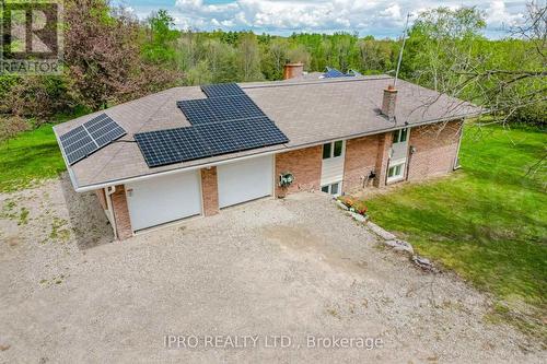 18697 Centreville Creek Road, Caledon, ON - Outdoor