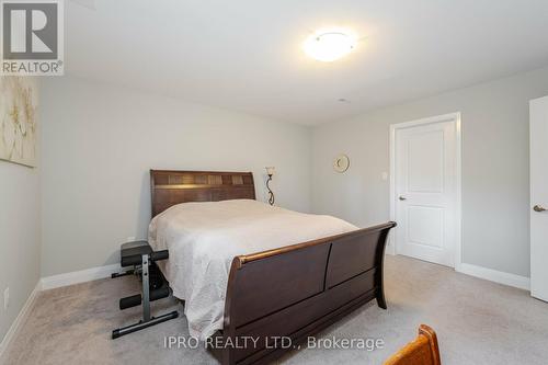 18697 Centreville Creek Road, Caledon, ON - Indoor Photo Showing Bedroom