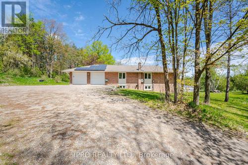 18697 Centreville Creek Road, Caledon, ON - Outdoor