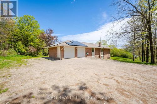 18697 Centreville Creek Road, Caledon, ON - Outdoor