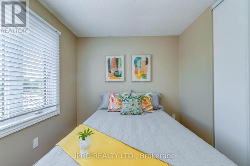 3500 Croatia Drive, Mississauga (Fairview), ON - Indoor Photo Showing Bedroom