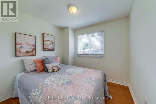 3500 Croatia Drive, Mississauga (Fairview), ON - Indoor Photo Showing Bedroom