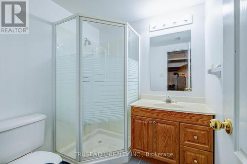 2437 Yorktown Circle, Mississauga (Central Erin Mills), ON - Indoor Photo Showing Bathroom