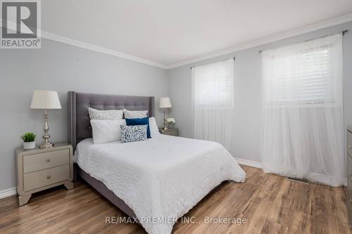 54 Berkshire Square, Brampton (Heart Lake East), ON - Indoor Photo Showing Bedroom