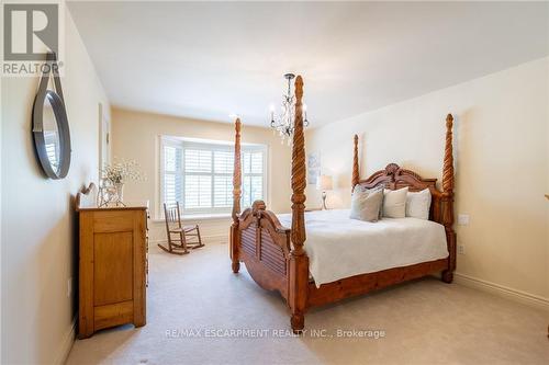 4014 Lantern Lane, Burlington (Shoreacres), ON - Indoor Photo Showing Bedroom