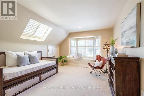 4014 Lantern Lane, Burlington (Shoreacres), ON - Indoor Photo Showing Bedroom