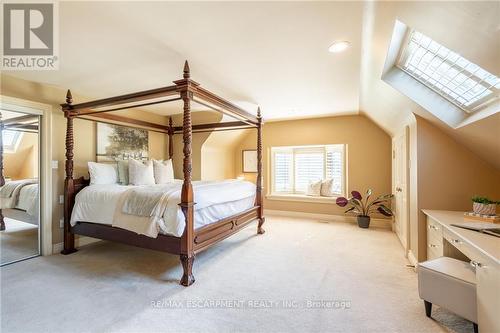 4014 Lantern Lane, Burlington (Shoreacres), ON - Indoor Photo Showing Bedroom