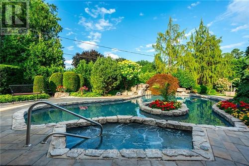 4014 Lantern Lane, Burlington (Shoreacres), ON - Outdoor With In Ground Pool