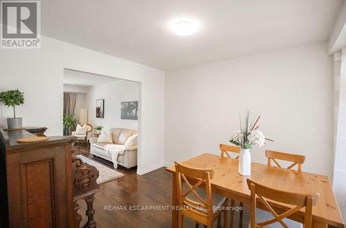 754 Roxborough Avenue, Hamilton (Mcquesten), ON - Indoor Photo Showing Dining Room