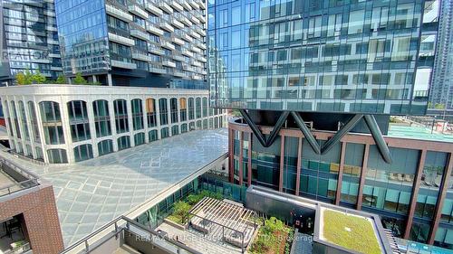 806 - 455 Wellington Street W, Toronto (Waterfront Communities), ON - Outdoor