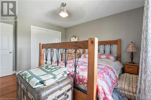 014062 Bruce County Rd 10, Brockton, ON - Indoor Photo Showing Bedroom