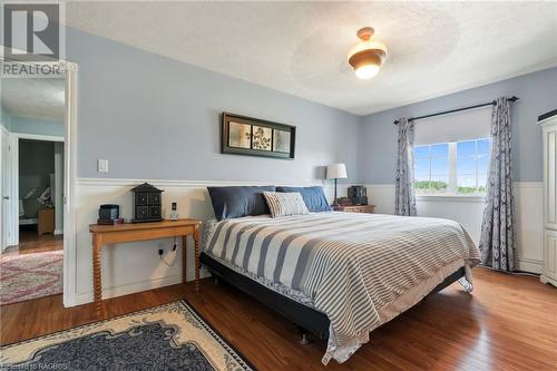 014062 Bruce County Rd 10, Brockton, ON - Indoor Photo Showing Bedroom