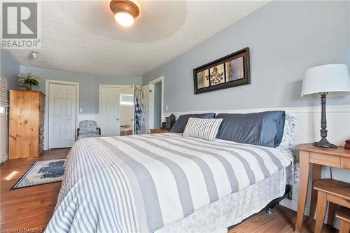 014062 Bruce County Rd 10, Brockton, ON - Indoor Photo Showing Bedroom