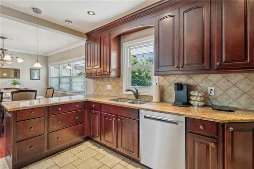 148 Boxley Road, Burlington, ON - Indoor Photo Showing Kitchen With Double Sink