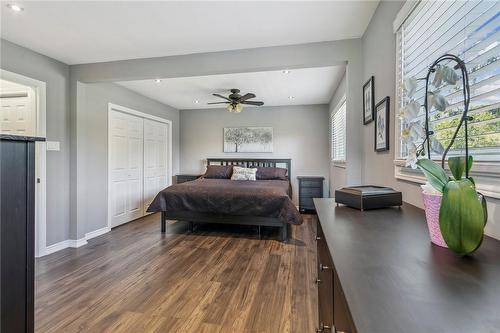 148 Boxley Road, Burlington, ON - Indoor Photo Showing Bedroom