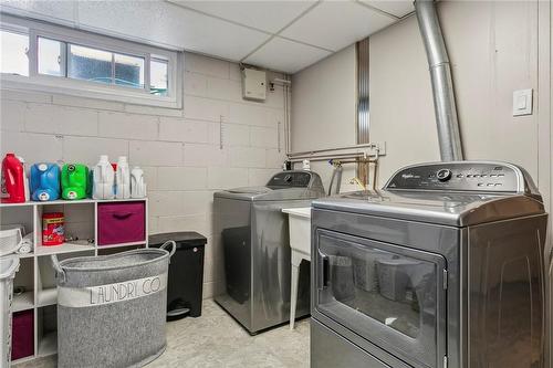 148 Boxley Road, Burlington, ON - Indoor Photo Showing Laundry Room