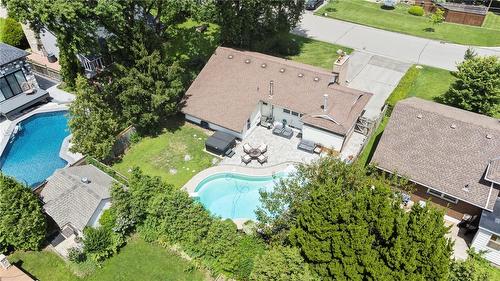 148 Boxley Road, Burlington, ON - Outdoor With In Ground Pool