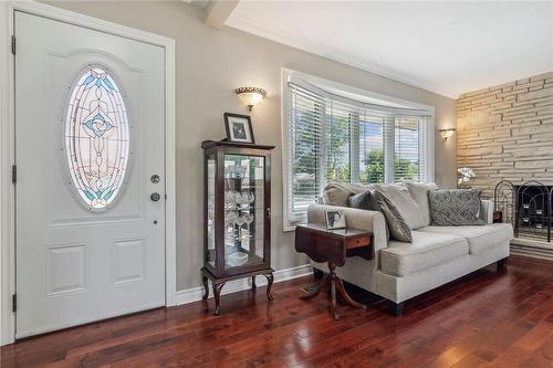 148 Boxley Road, Burlington, ON - Indoor Photo Showing Living Room With Fireplace