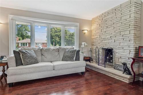 148 Boxley Road, Burlington, ON - Indoor Photo Showing Living Room With Fireplace