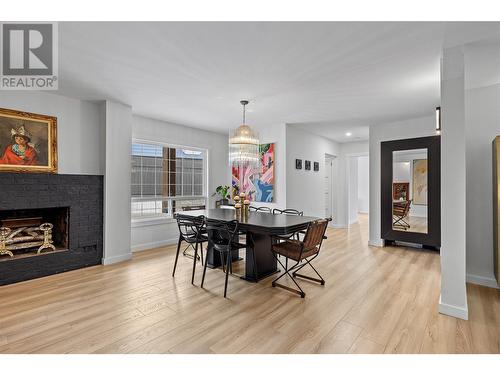 878 Hammer Avenue, Kelowna, BC - Indoor Photo Showing Other Room With Fireplace