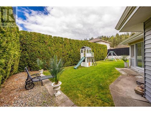 878 Hammer Avenue, Kelowna, BC - Outdoor