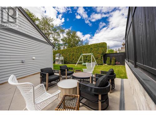 878 Hammer Avenue, Kelowna, BC - Outdoor With Deck Patio Veranda With Exterior