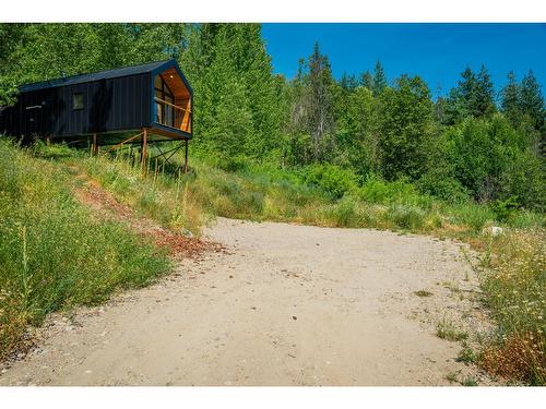 2715 Highway 3B, Rossland, BC - Outdoor