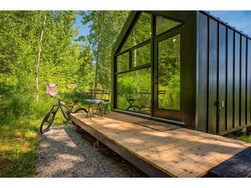 2715 Highway 3B, Rossland, BC - Outdoor