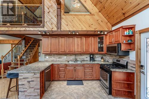 9 Philpark Road, Tiny, ON - Indoor Photo Showing Kitchen