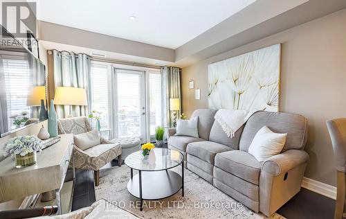 102 - 1045 Nadalin Heights, Milton (Willmott), ON - Indoor Photo Showing Living Room