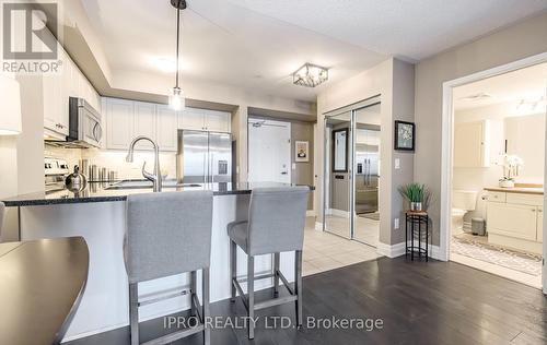 102 - 1045 Nadalin Heights, Milton (Willmott), ON - Indoor Photo Showing Kitchen With Upgraded Kitchen