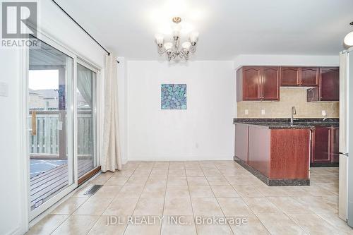 2609 Longridge Crescent, Oakville (River Oaks), ON - Indoor Photo Showing Kitchen