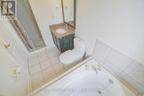 2609 Longridge Crescent, Oakville (River Oaks), ON - Indoor Photo Showing Bathroom