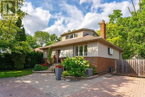 7 Elmwood Avenue N, Mississauga (Port Credit), ON 