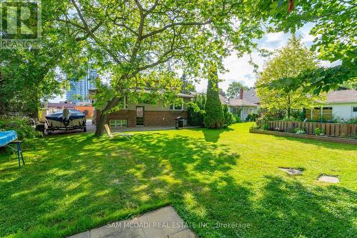 7 Elmwood Avenue N, Mississauga (Port Credit), ON 