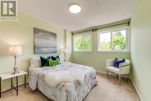 5027 Northern Lights Circle, Mississauga (Hurontario), ON - Indoor Photo Showing Bedroom