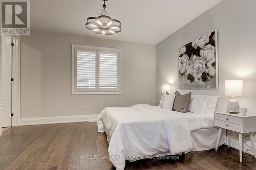 3253 Sawmill Street, Oakville, ON - Indoor Photo Showing Bedroom