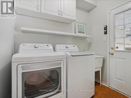 5649 Condor Place, Mississauga (East Credit), ON - Indoor Photo Showing Laundry Room