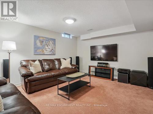 5649 Condor Place, Mississauga (East Credit), ON - Indoor Photo Showing Living Room