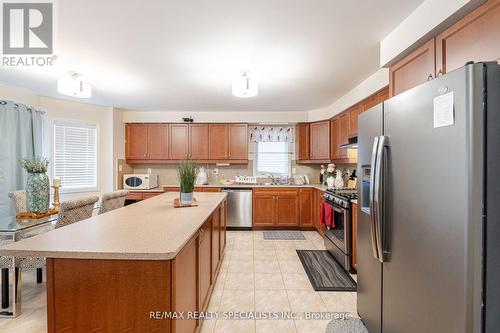 33 Bloom Drive, Brampton (Bram East), ON - Indoor Photo Showing Kitchen