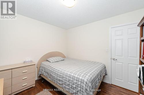 33 Bloom Drive, Brampton (Bram East), ON - Indoor Photo Showing Bedroom