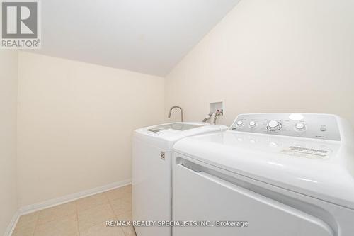 33 Bloom Drive, Brampton (Bram East), ON - Indoor Photo Showing Laundry Room