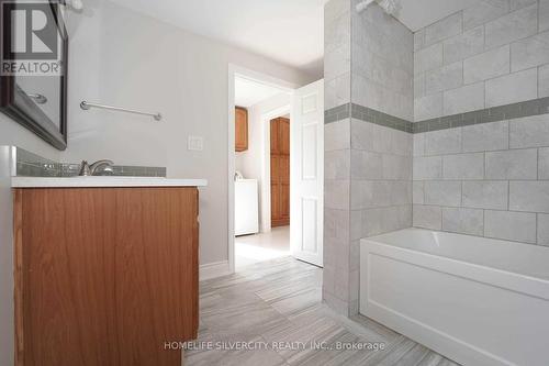 19500 Mississauga Road, Caledon, ON - Indoor Photo Showing Bathroom