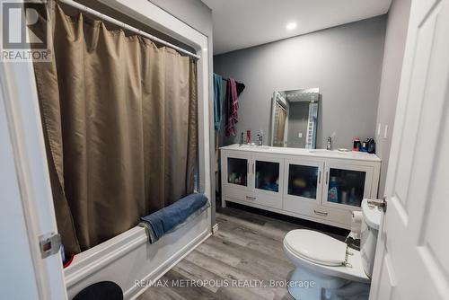 254 Sidney Street, Quinte West, ON - Indoor Photo Showing Bathroom