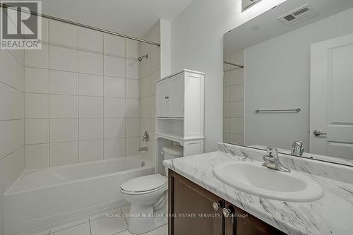 232 - 35 Southshore Crescent, Hamilton (Stoney Creek), ON - Indoor Photo Showing Bathroom