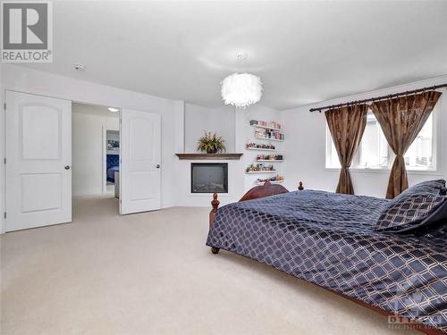 107 Dun Skipper Drive, Ottawa, ON - Indoor Photo Showing Bedroom