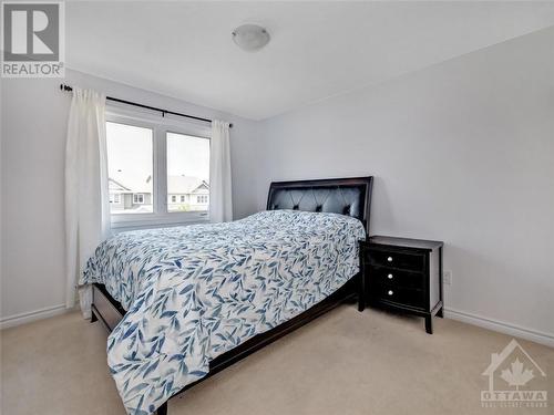 107 Dun Skipper Drive, Ottawa, ON - Indoor Photo Showing Bedroom