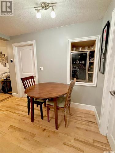 421 6Th Avenue E, Prince Albert, SK - Indoor Photo Showing Dining Room