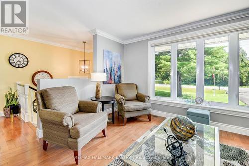 212 Fife'S Bay Road, Smith-Ennismore-Lakefield, ON - Indoor Photo Showing Living Room